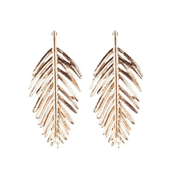 RESTOCKED! Gold Exaggerated Long Leaf Earrings - Picture 1 of 5